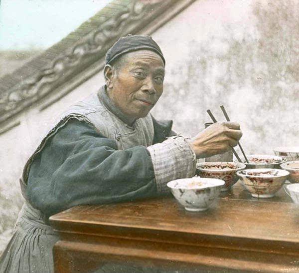 万物看开，得失随缘——上海老照片